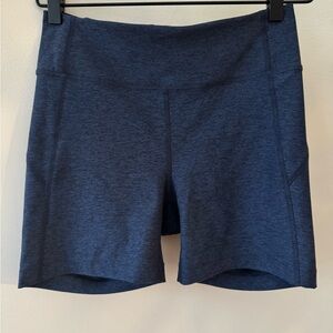 Outdoor Voices Navy Warmup Shorts 5’’ Size Small